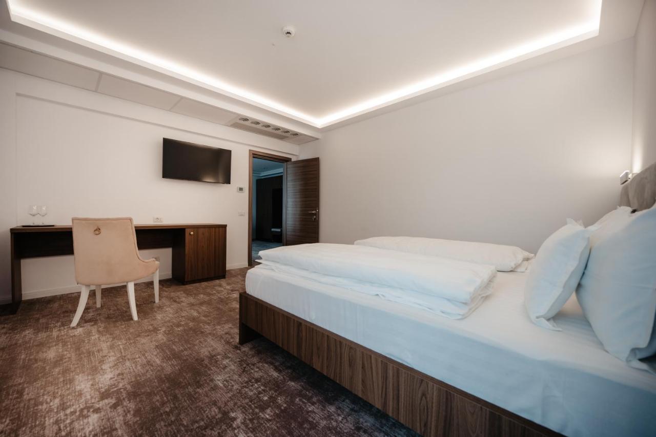 Hotel Ariata Șcheia Kültér fotó