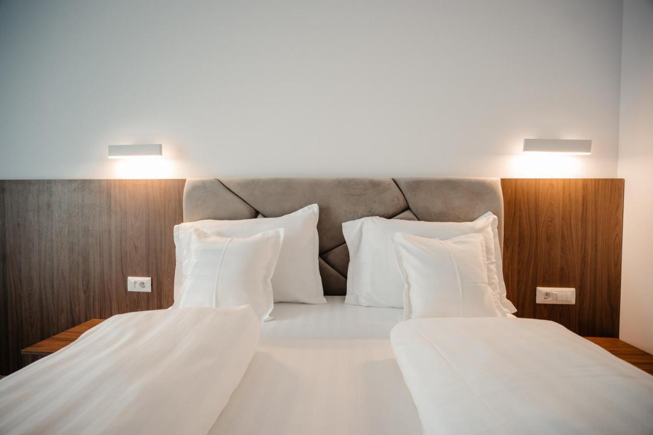 Hotel Ariata Șcheia Kültér fotó