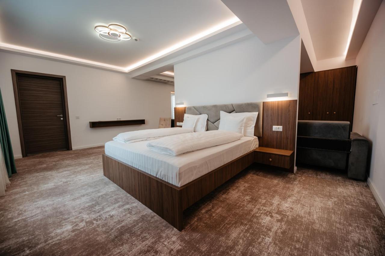Hotel Ariata Șcheia Kültér fotó