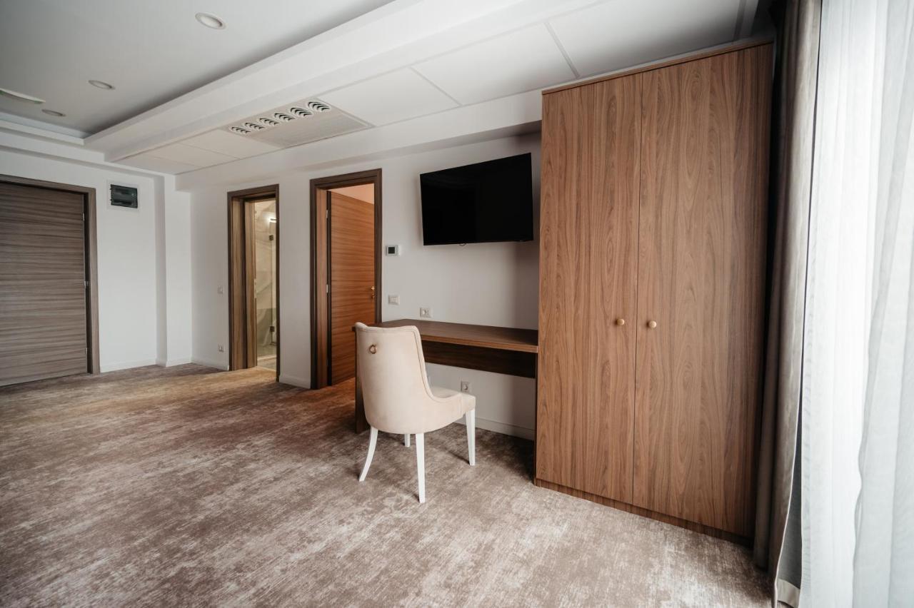 Hotel Ariata Șcheia Kültér fotó